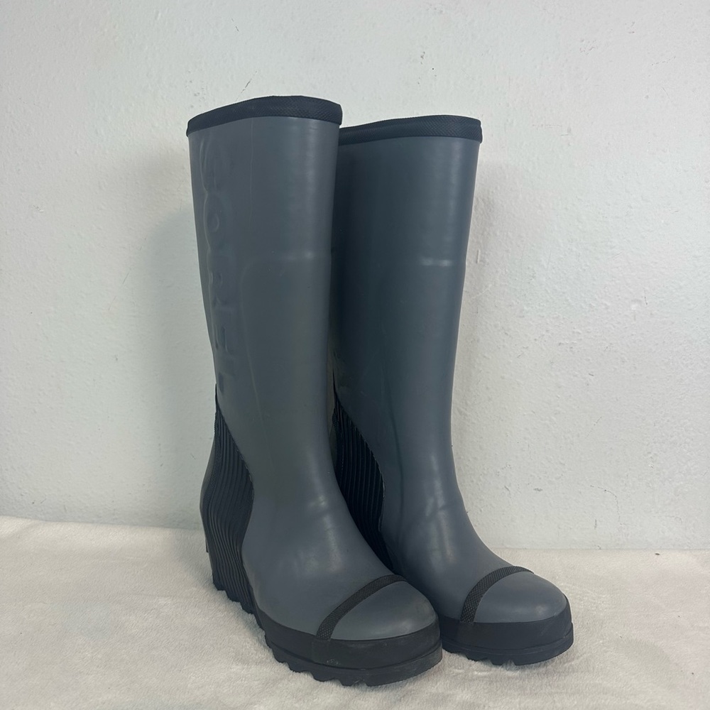 Sorel Women's Gray Rain Boots